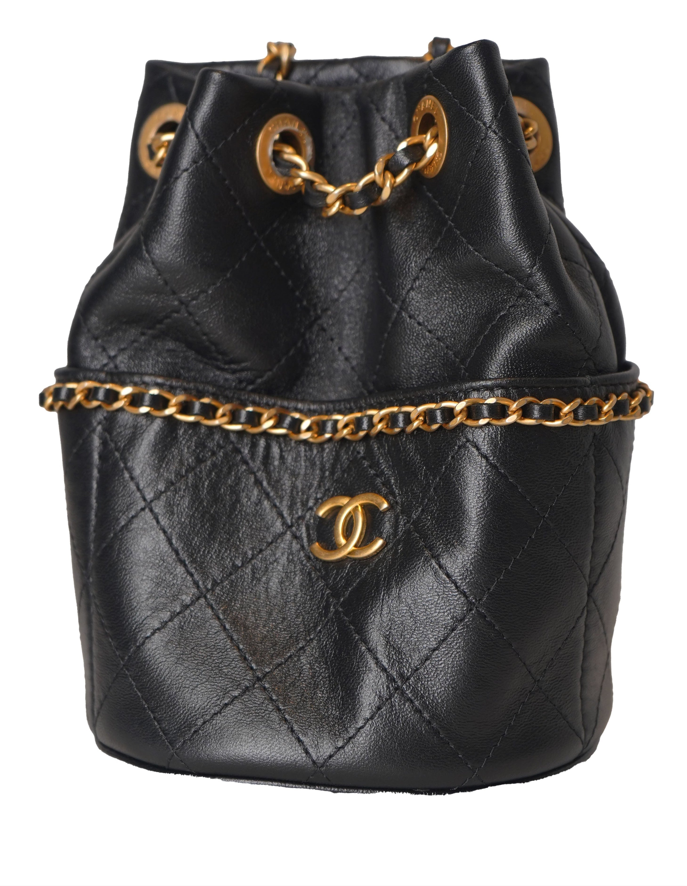 Chanel - Shiny Lambskin Quilted Chain Bucket Bag Black